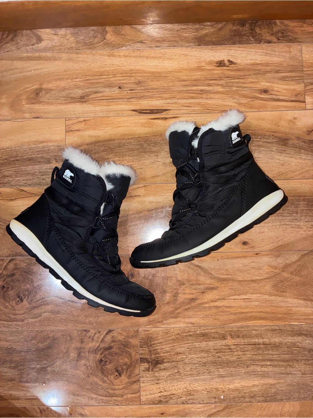 Sorel Women's Whitney II Short Lace Waterproof Winter Boots, black - size 7